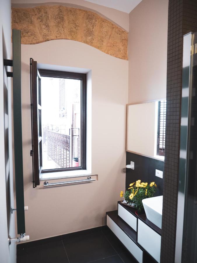 Dhome B&B ปาแลร์โม ภายนอก รูปภาพ