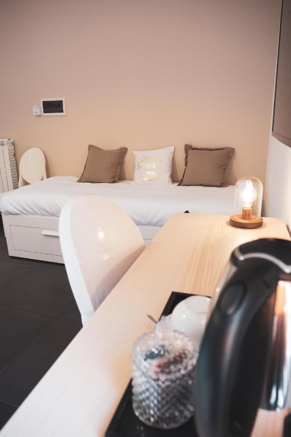 Dhome B&B ปาแลร์โม ภายนอก รูปภาพ