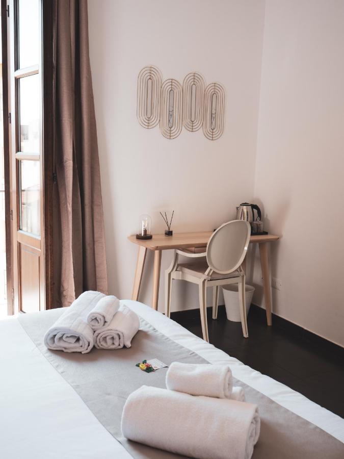 Dhome B&B ปาแลร์โม ภายนอก รูปภาพ